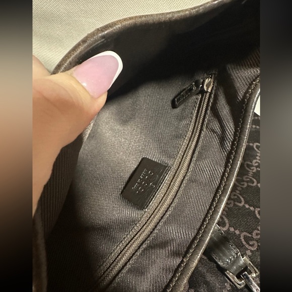 gucci authentic shoulder bag - Picture 7 of 11